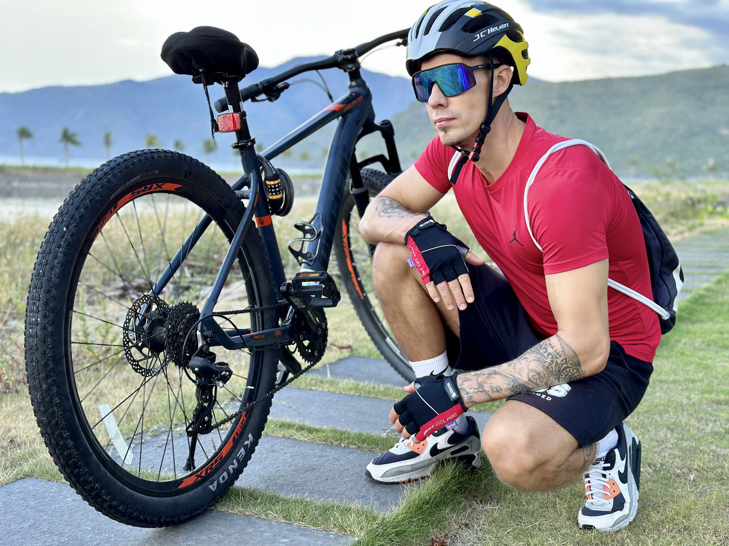 Cycling Gloves For  (Men & Women)